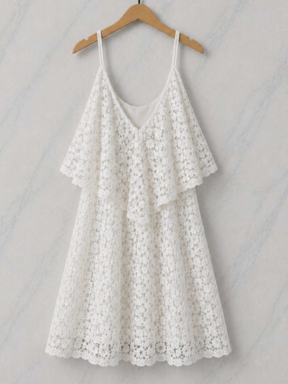 Forever 21 Womens Medium Dress White Lace Overlay Cold Shoulder Mini Dress - Picture 3 of 11